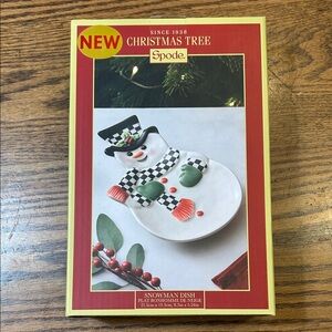 Spode Festive Snowman Plate with Green and Red Accents